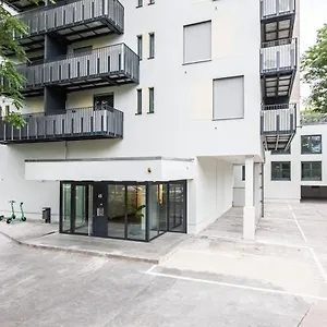 Modern Studio And Good Located Apartment