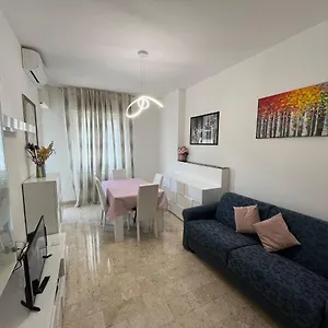  Apartamento Casa Vittoria A Due Passi Da Milano Italia